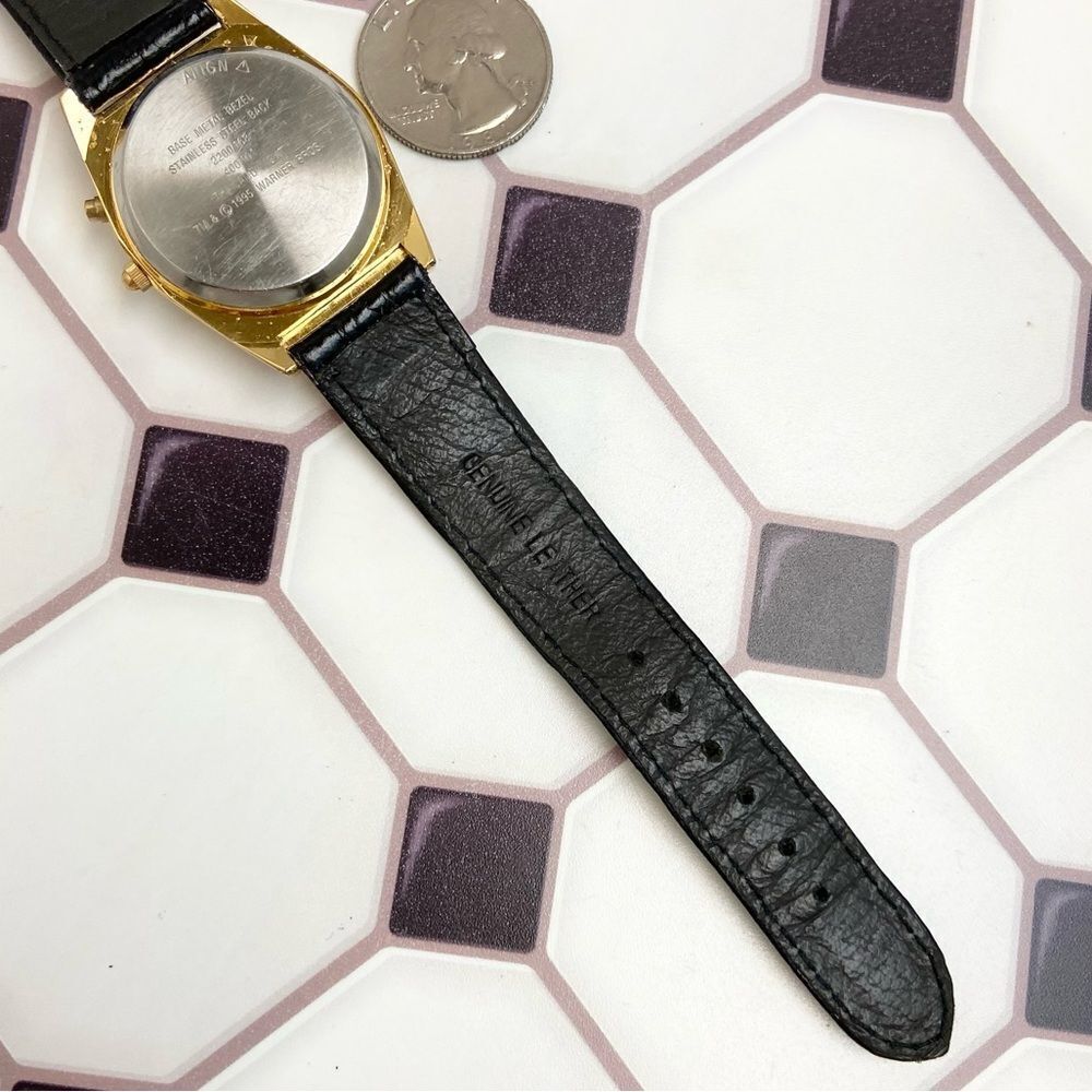Vintage Armitron x Looney Tunes Pepe Le Pew Musical Watch “…Mood for Love” 🎵 - Picture 17 of 17